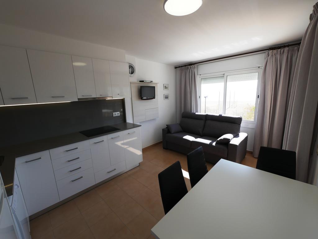 Inmosantos Oasis A1 Apartman Roses Szoba fotó